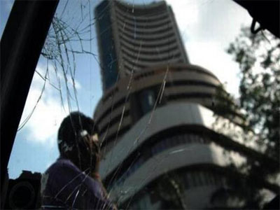 Sensex rises 149 points, Nifty retakes 9,800-level