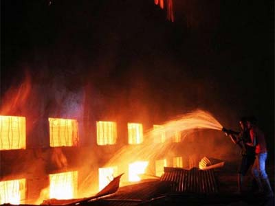 Fire at RIL's Jamnagar refinery, 8 injured