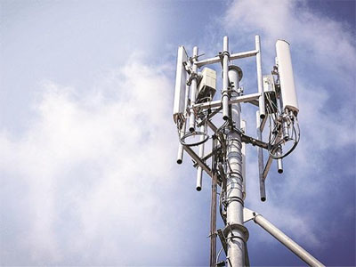 India needs 100,000 telecom towers to cater to the rising data demand