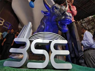Sensex recoups 153 points on global cues
