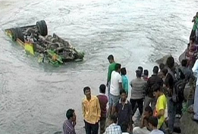 Himachal Pradesh: At least 30 feared dead as overloaded bus plunges into lake