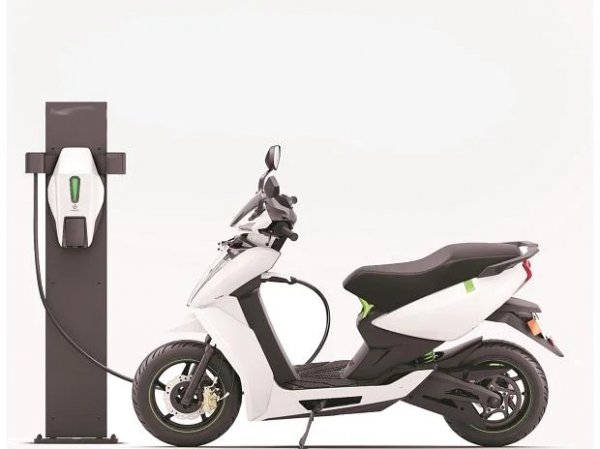 Komaki Electric Vehicles launches motorcycle and scooter models