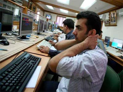 Sensex ends 159 points down on selling pressure, Nifty settles at 7,855; Bharti Airtel, TCS gain