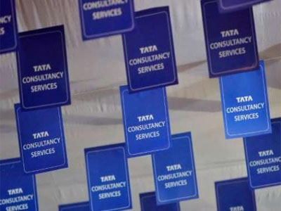 Even as TCS enters elite $100 billion m-cap club; analysts say buy Infosys