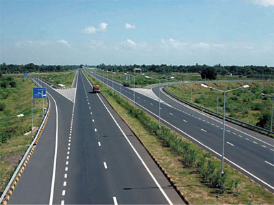 Rs 7 lakh crore to be spent on building 50,000 kms of national highways