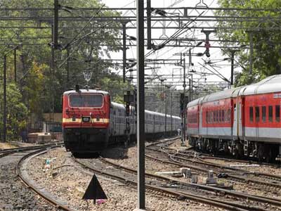 Short of track, Indian Railways eyes private suppliers in blow to Sail