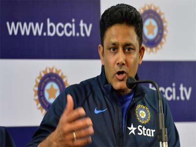 Anil Kumble's demand for fee hike prompts BCCI to invite applicants for Team India head coach
