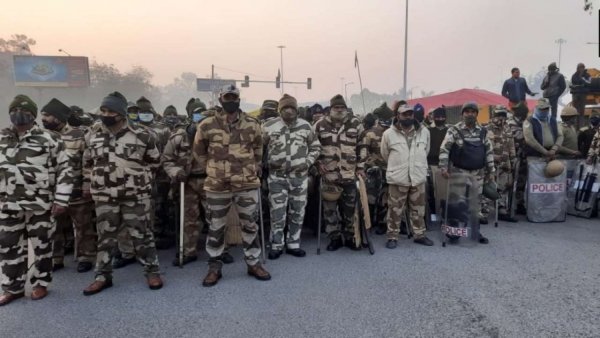 Tight security in Delhi for 72nd Republic Day celebrations, tractor parade by farmers