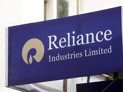 RIL to set up Rs 1.08-trillion digital arm, work on making Jio debt-free