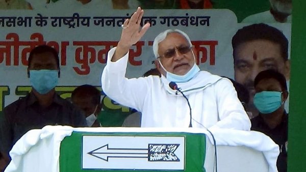 Bihar elections: Campaigning for first phase of polls to end today, Nitish Kumar, Smriti Irani to hold rallies