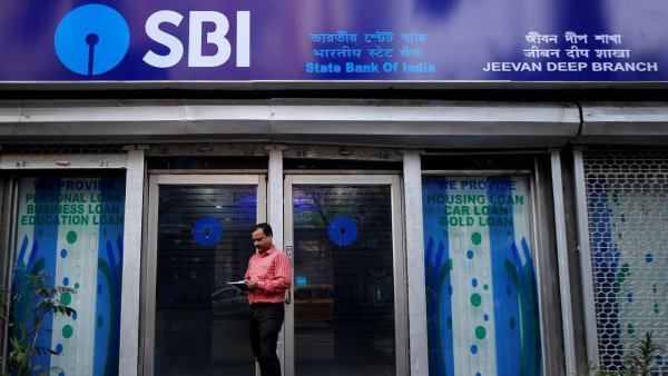 SBI, HDFC Bank, ICICI bank account holders may face problems in receiving OTP