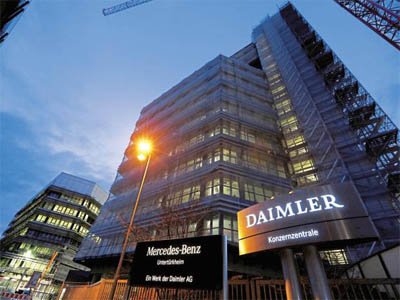 Daimler Mercedes-Benz invests $3.35 billion in clean diesel technology