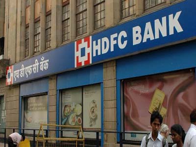 HDFC Bank hit new high; market cap crosses Rs 4 lakh crore