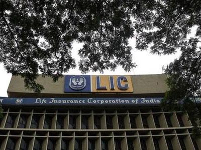 LIC pares stake in PSBs in March quarter