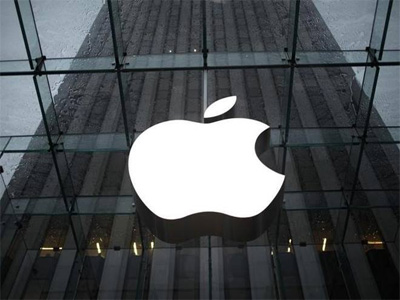 Donald Trump asks Apple to manufacture in US to avoid tax