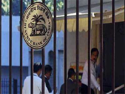 RBI board approves Rs 1.76 lakh crore transfer to government