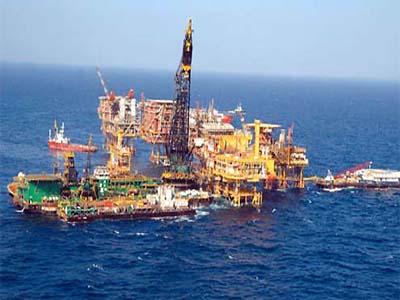 ONGC may defer plan to buy overseas assets as oil price crashes