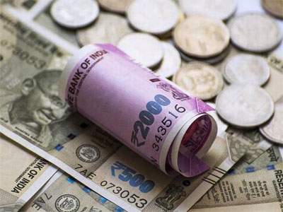 Rupee gains, rises 10 paise against US dollar in early trade