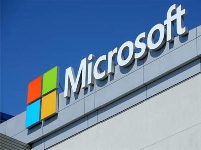 Microsoft plans multibillion-dollar campus overhaul in Redmond equivalent to 180 football fields