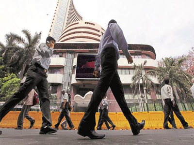 Sensex closes near two-week high on F&O expiry
