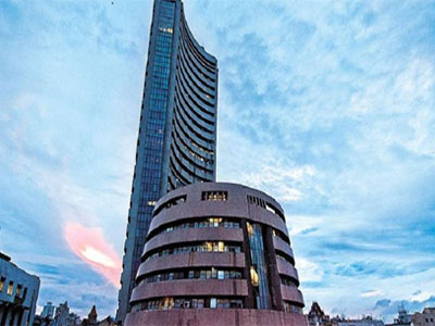 Sensex turns choppy after hitting record high