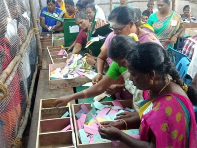 T.N. rural local body polls: DMK extends its lead over AIADMK