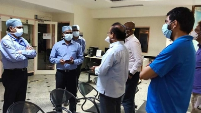COVID-19 Pandemic: Show cause notice to 4 prominent Mumbai hospitals for flouting rules