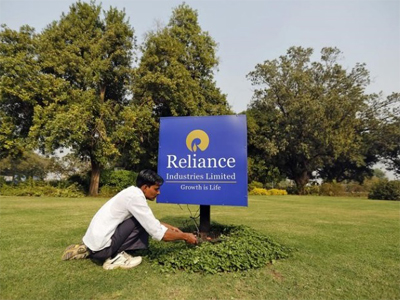 Reliance Industries falls over 2% post Q4 earnings results