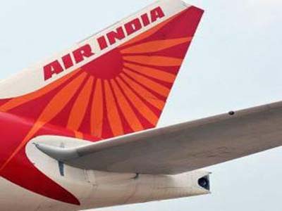 Air India mulls Rs 1-crore bond for new pilots to prevent poaching