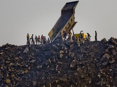 Power companies shop more coal than Coal India parked