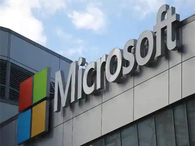 Microsoft inks pact with VMware to keep up with Amazon in cloud computing
