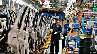 GDP growth in 2019-20 slows to 11-year low of 4.2%, Jan-Mar growth dips to 3.1%