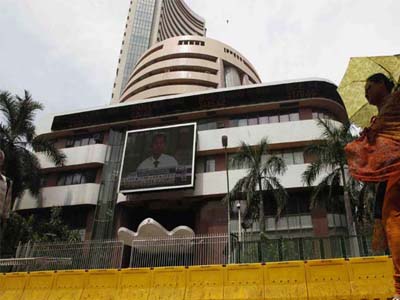 BSE Sensex closes 135.68 pts up at 27780.83 ; Bharti Airtel shares shoot up