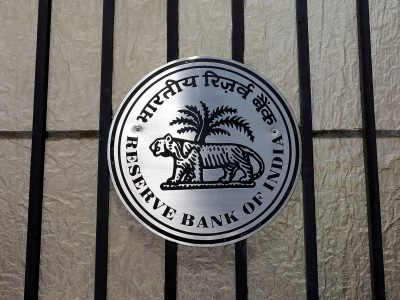 Banks recover Rs 40,400 crore from defaulters: RBI report