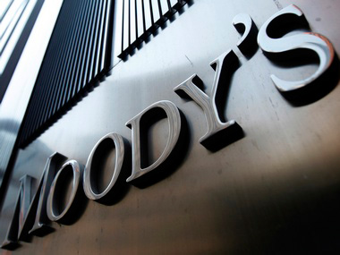 Vodafone, Bharti Airtel, others may hike mobile rates to recover spectrum cost: Moody’s
