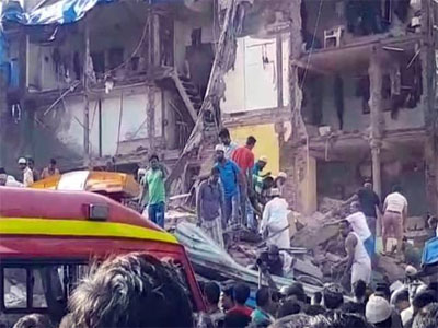 Mumbai: 7 dead, many feared trapped as five storey building collapses in Bhendi Bazar