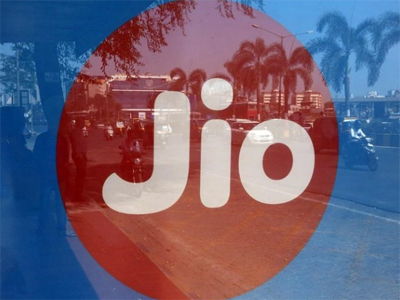 RJio aims to corner half the telecom market by 2021