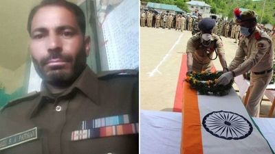 J&K Police pays tribute to SI Qazi martyred in Handwara encounter