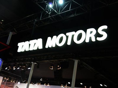 Tata Motors creates EV vertical, names Shailesh Chandra as its president