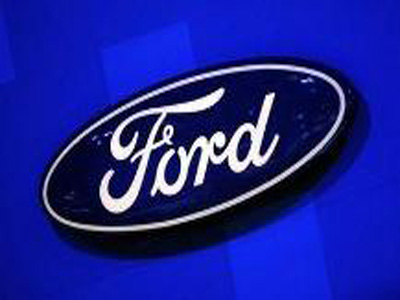 Ford puts self-driving car project in fast lane