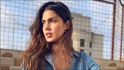 NCB raids Rhea Chakraborty's house; detains brother Showik