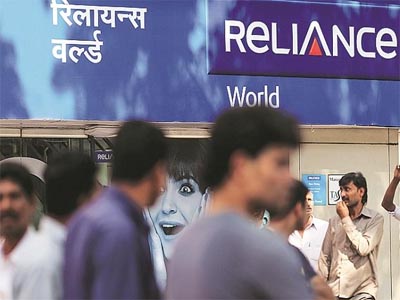 Lenders reluctant to convert RCom shares at a premium