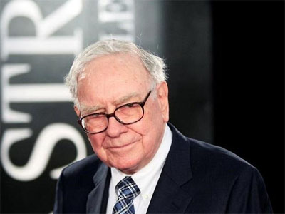 Warren Buffett buys 75 million more Apple shares in Q1