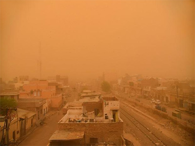 Dust storm kills 7 in UP, Yogi Adityanath announces compensation
