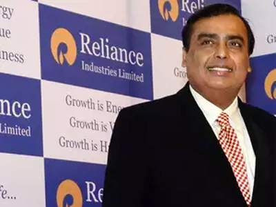 The spectacular decoupling between RIL’s ROCE and stock returns