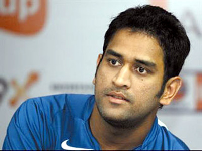 Dhoni to become co-owner of Chennai's football franchise