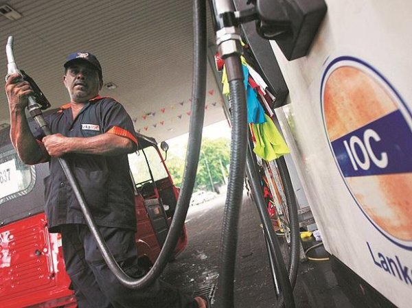 Fuel rates touch record high in Delhi; CNG, PNG prices also hiked in NCR