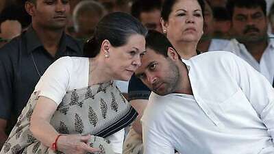 Sonia, Rahul Gandhi to meet party leaders today at Congress Parliamentary Group strategy session