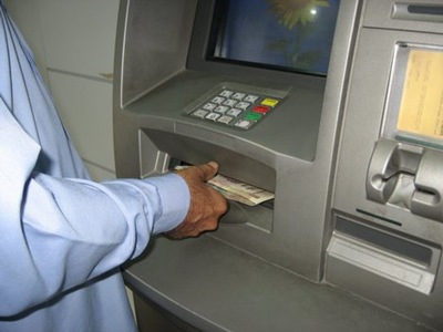 Axis and HDFC Bank to charge their own customers beyond 5 ATM transactions