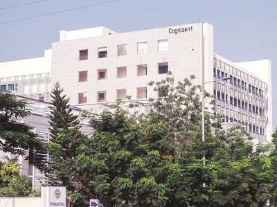 Cognizant net income declines 17%; to hire 20,000 at entry-level in 2020
